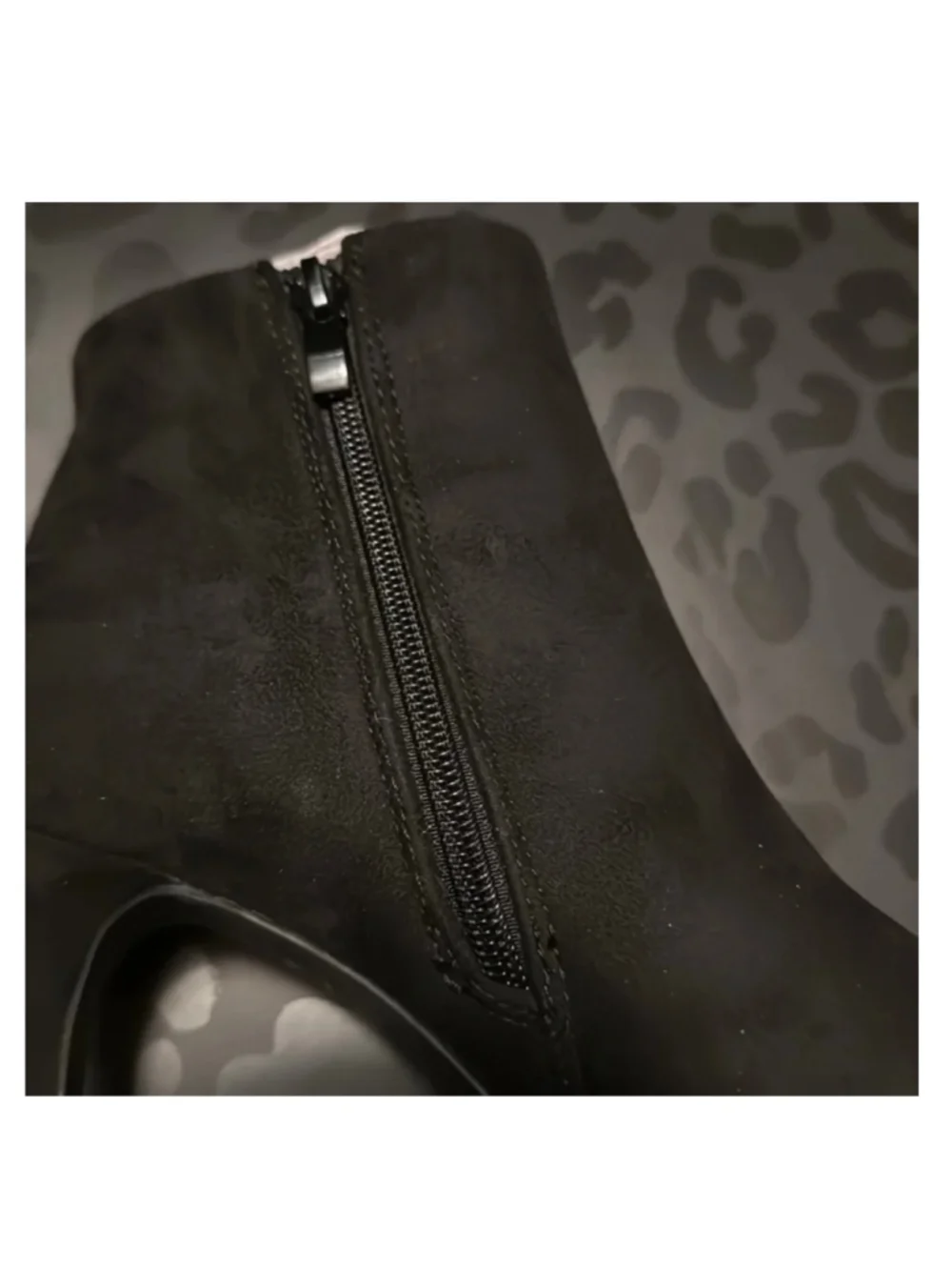 Women's CL by Laundry Black Suede Ankle Booties Size 8.5